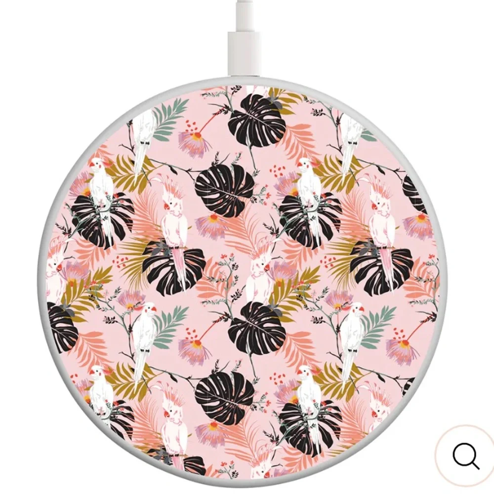 Hang Accessories Wireless Charging Pad in Parrot